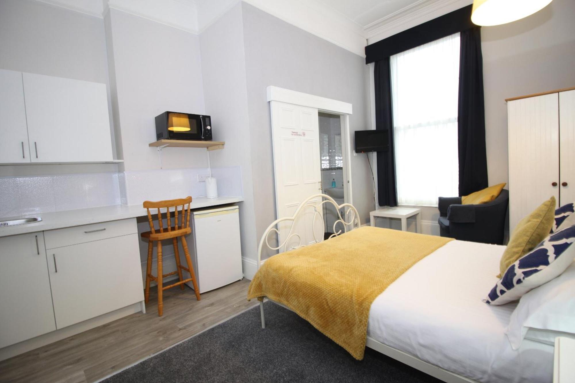 เดอะ เบลมอนต์ Bed & Breakfast ทอร์คิ ห้อง รูปภาพ